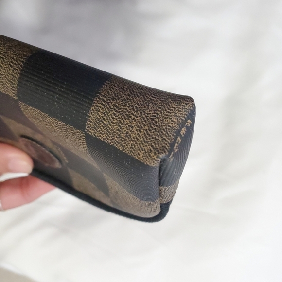 Fendi Vintage Pequin Cosmetic Pouch | Brown Check - Picture 8 of 14